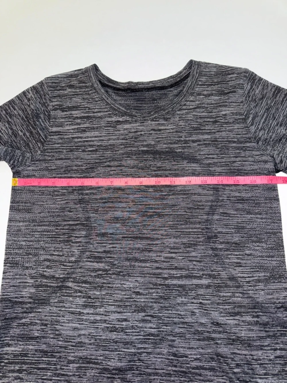lululemon athletica Black and Gray Space-Dye Crew Tee